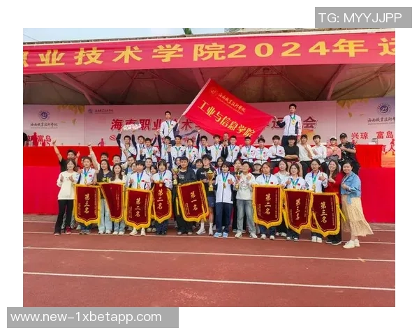 全北现代勇夺冠军荣耀时刻展现球队不屈精神与卓越实力